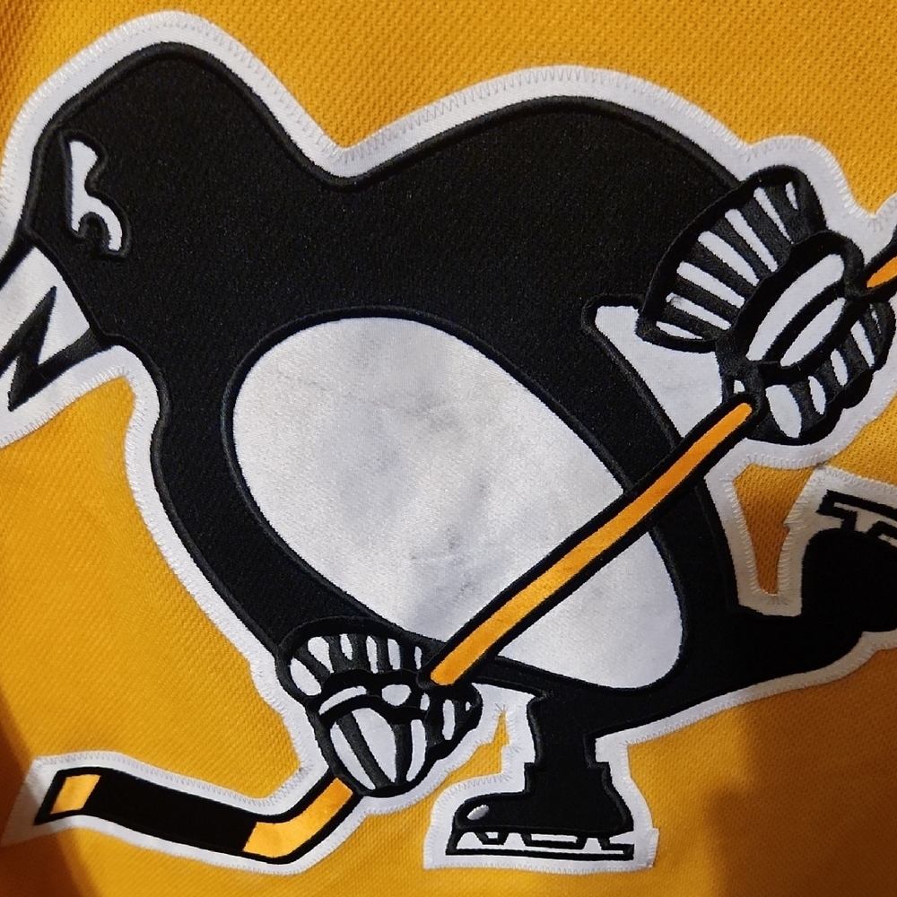 Adidas Pittsburgh Penguin Jersey - Picture 4 of 4